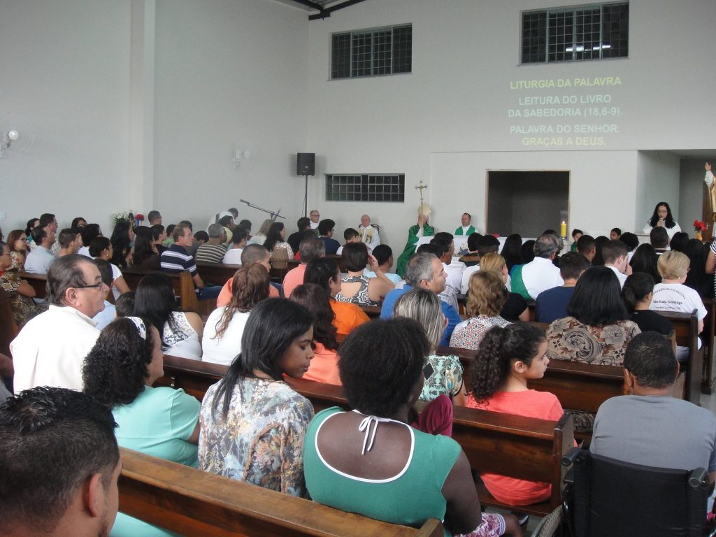 inauguracao centro paroquial vista bela (6)